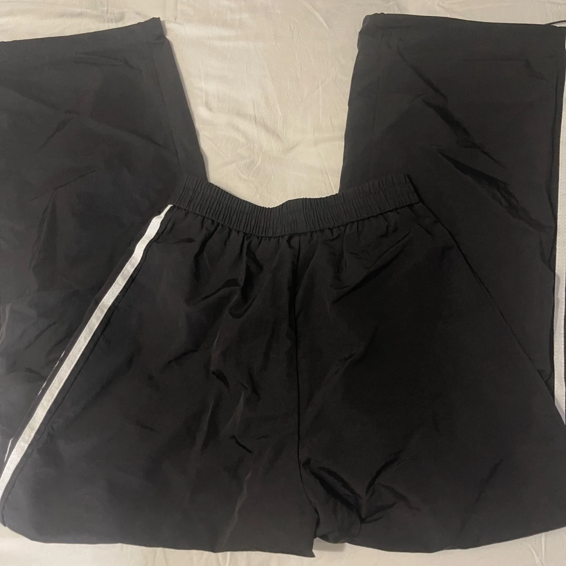 Svarta byxor  - 1