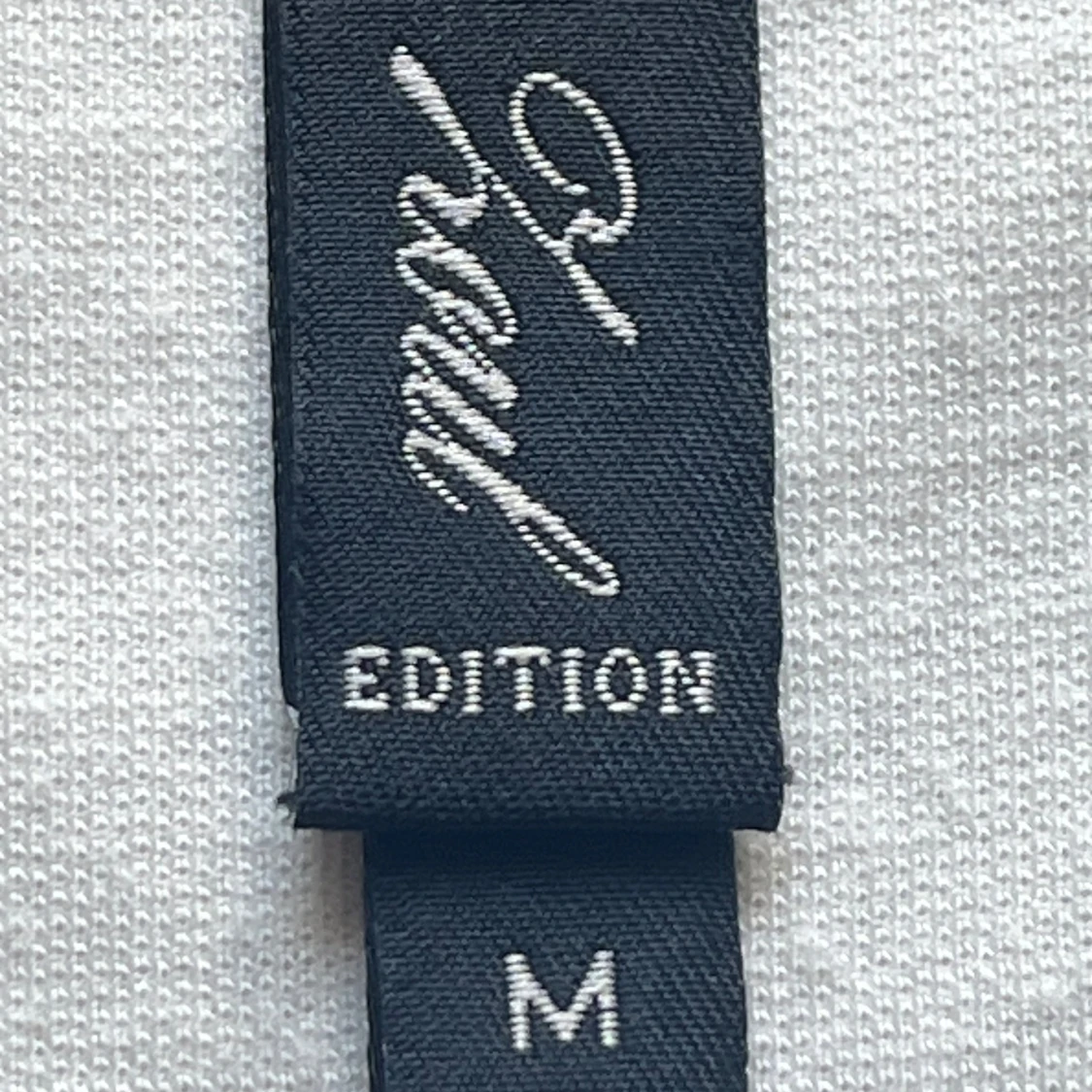 Vit topp med strass från MQ Edition - 2