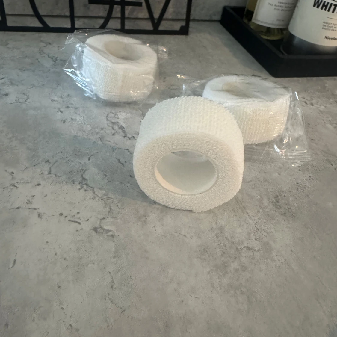 Vita självhäftande tejprullar - 2