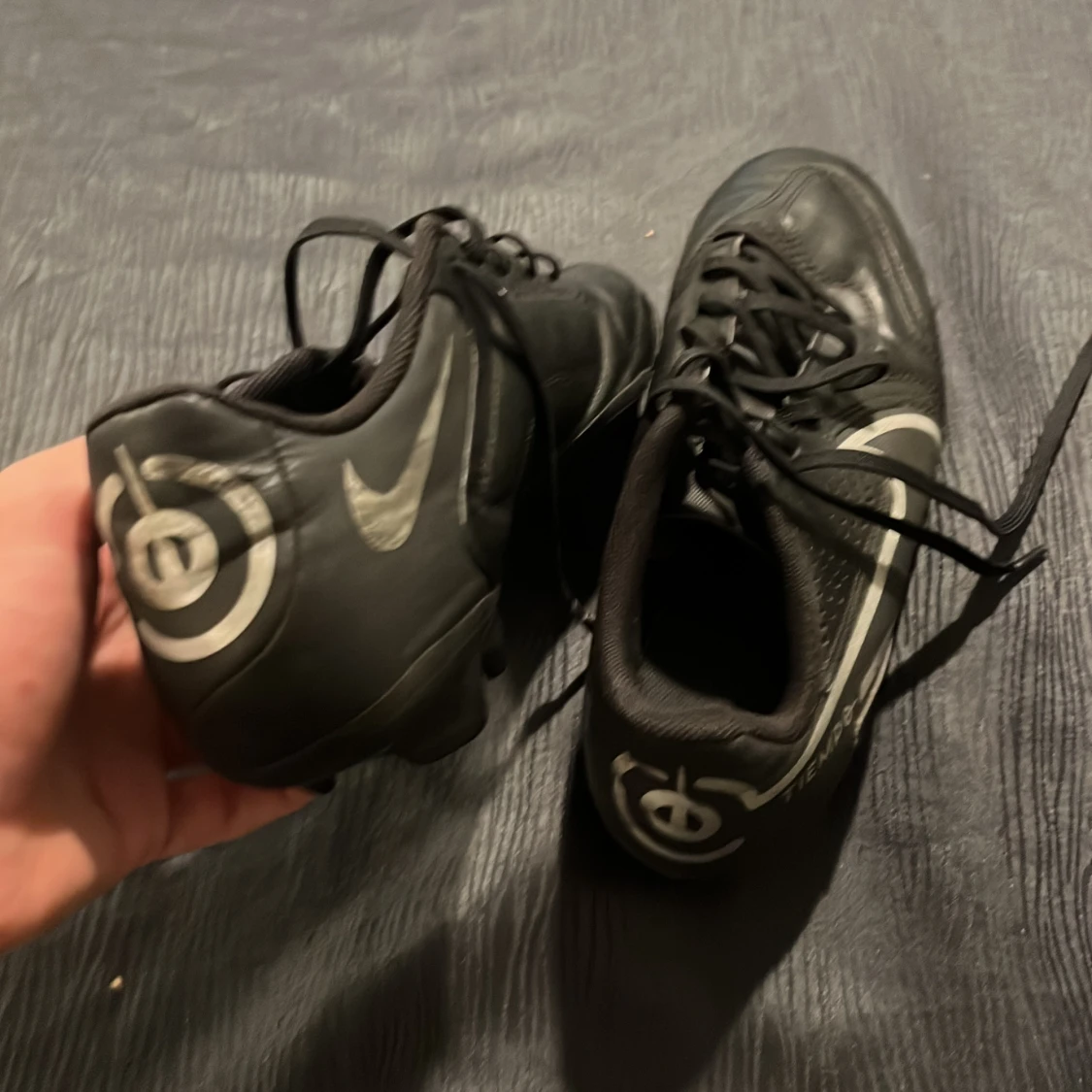 Nike Tiempo svarta fotbollsskor - 2