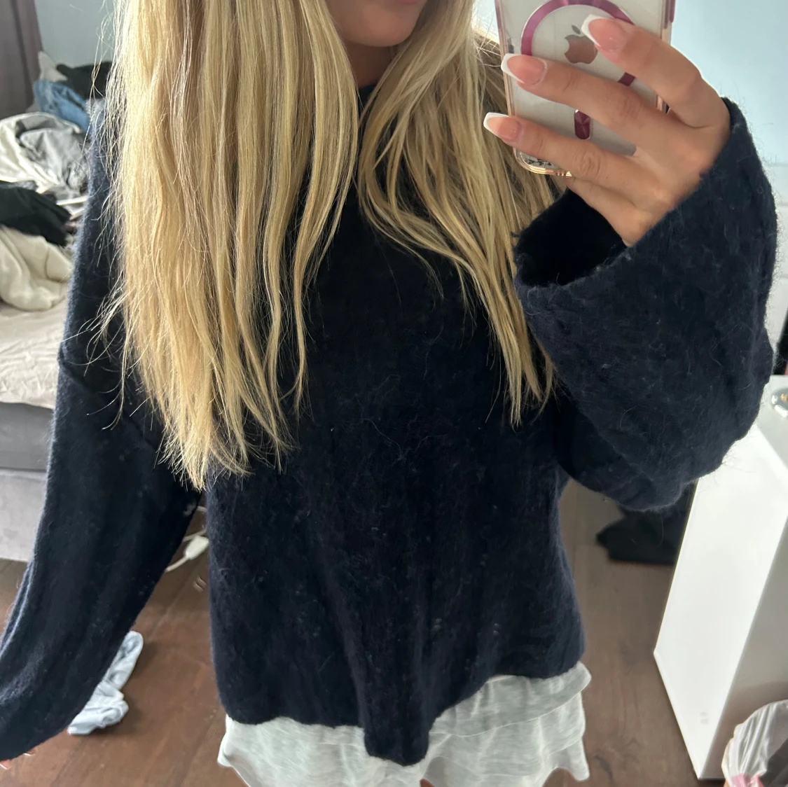 Mörkblå stickad tröja💞