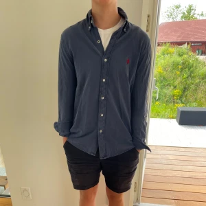 Polo Ralph lauren skjorta  - Säljer nu denna Polo Ralph lauren skjorta, skriv för fler bilder/frågor🙌🏼