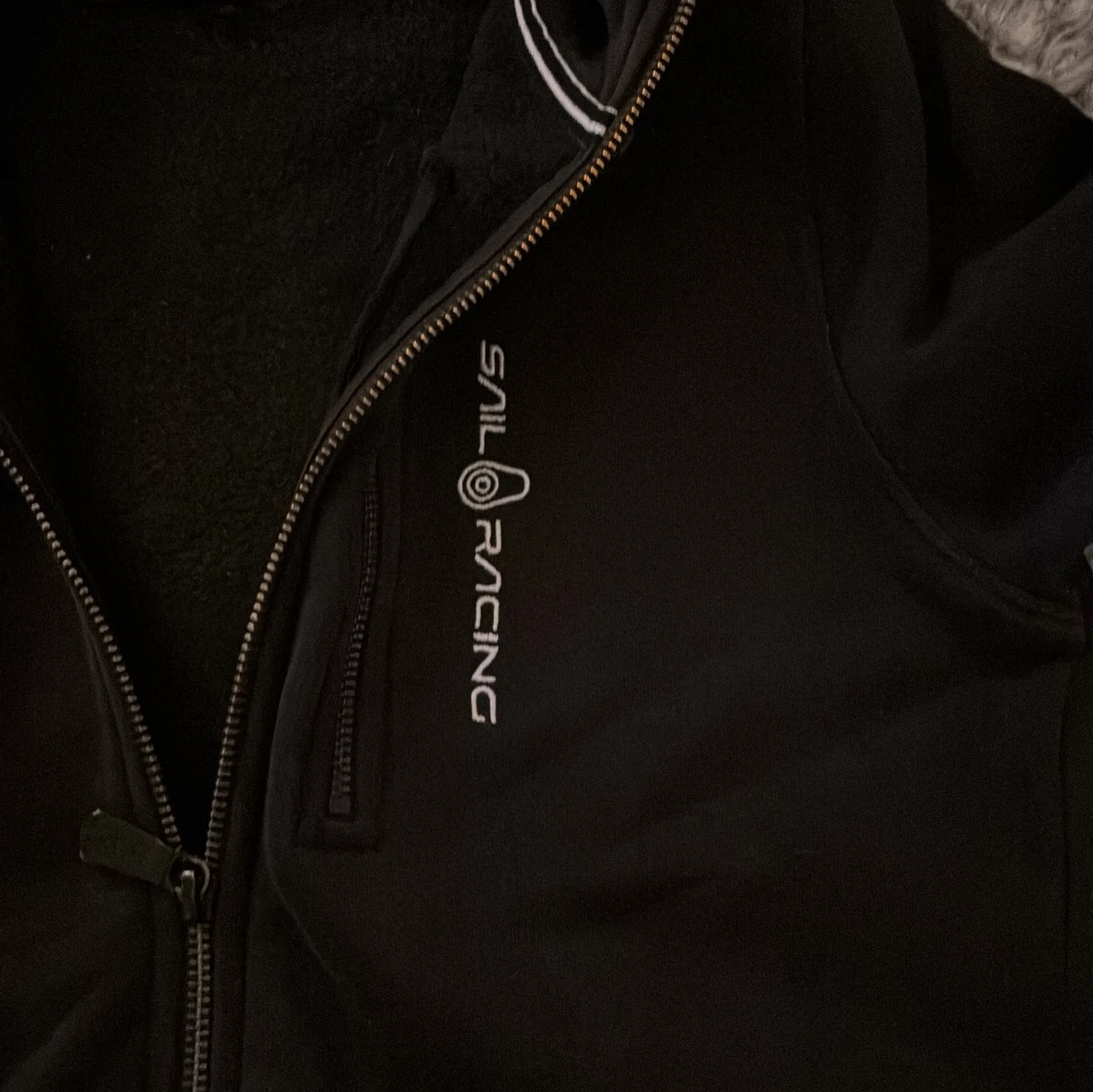 Säljer kläder och skor här! - 1