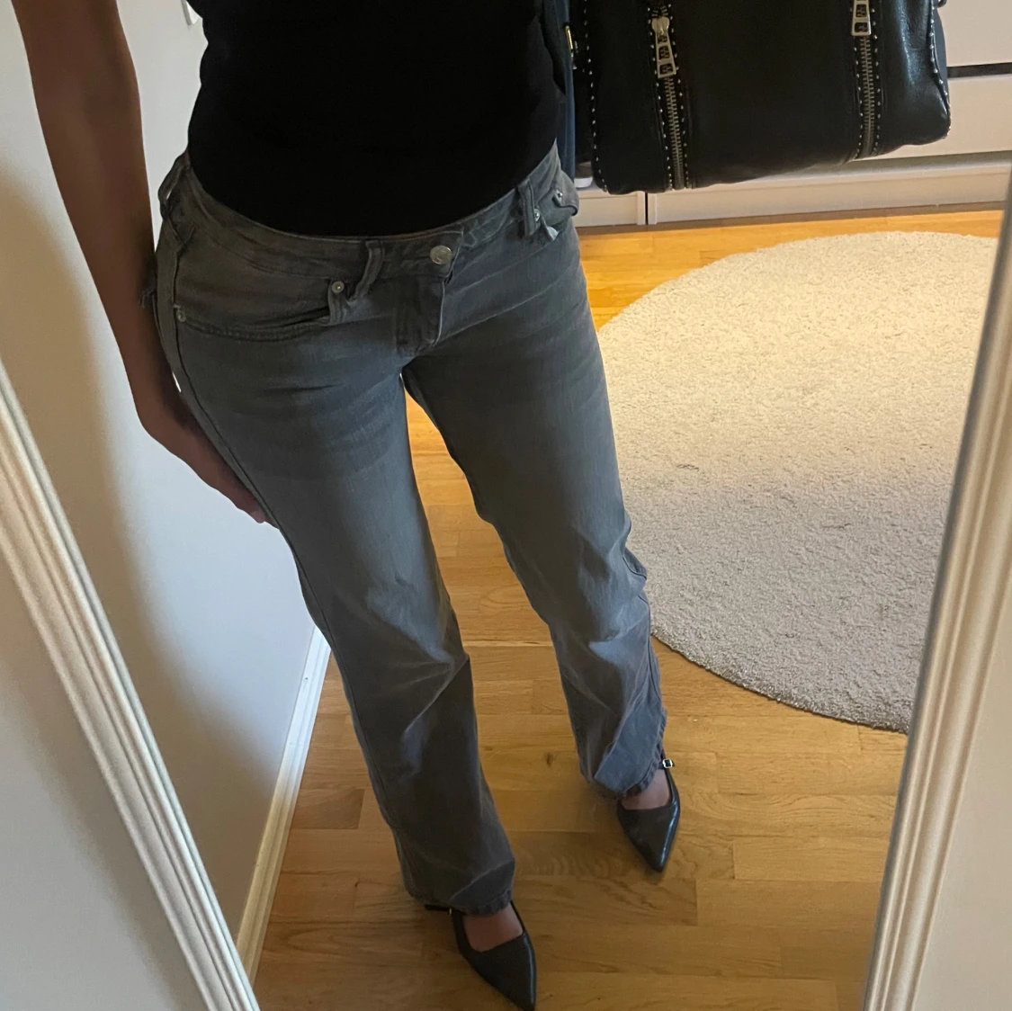 Grå lågmidjade jeans - 1