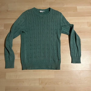 Grön kabelstickad tröja Boomerang  - Oanvänd, priset kan diskuteras. Äkta✅