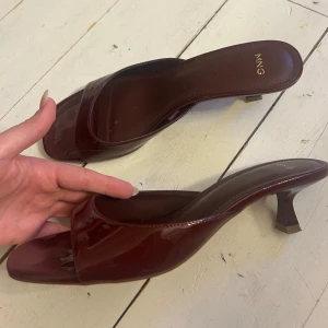 Klackar Mango - Klackar från Mango, storlek 39. Använda 2 gånger