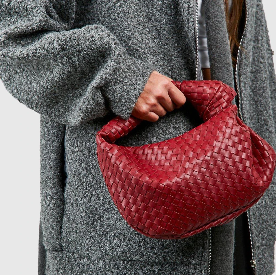 Röd flätad väska i skinn - 2