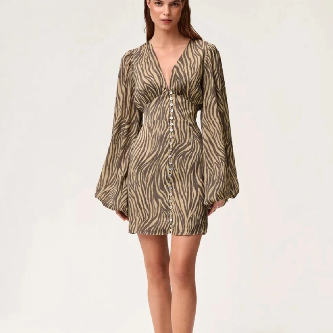 Zebramönstrad kortklänning från Adoore - 1