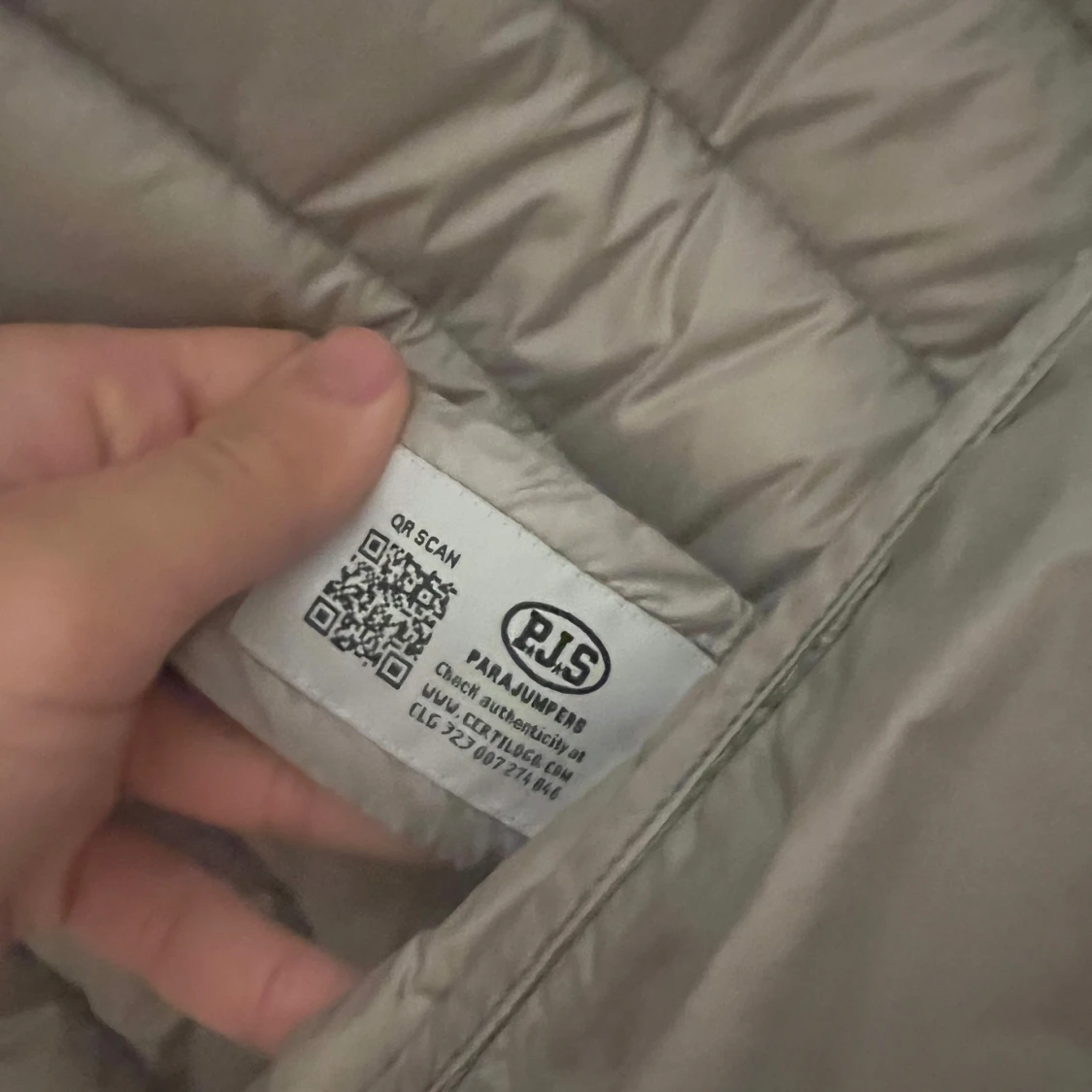 Olivgrön dunjacka från Parajumpers - 2