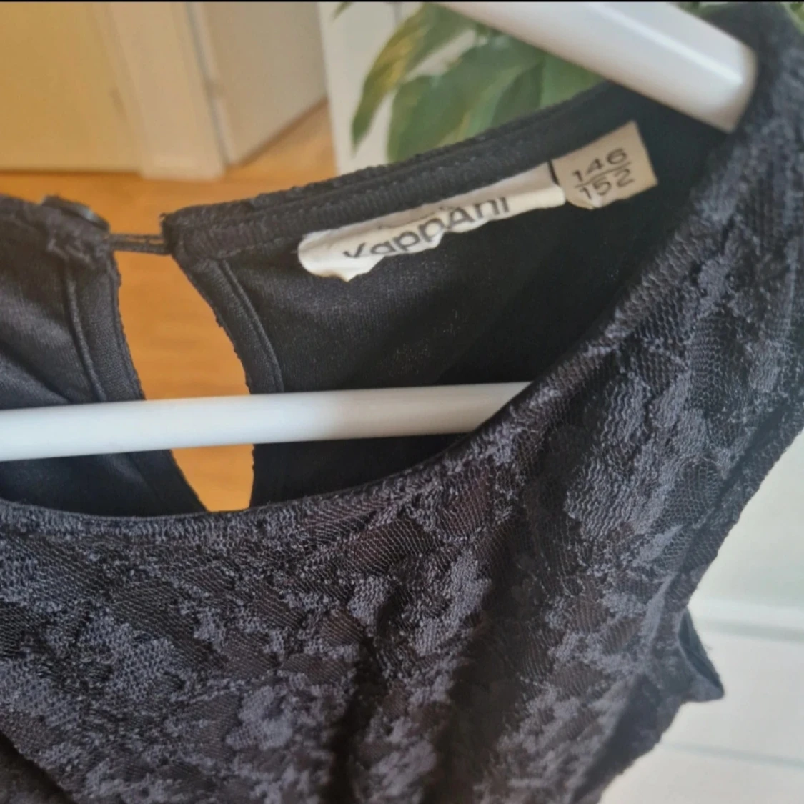 Svart spetsklänning från KappAhl - 2