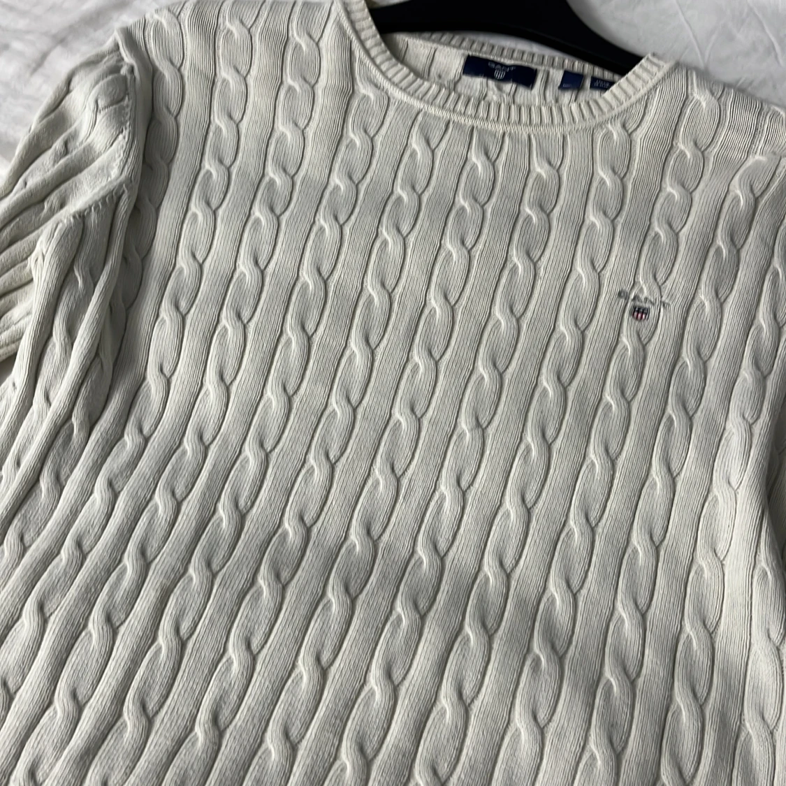 Vit kabelstickad tröja från GANT - 2