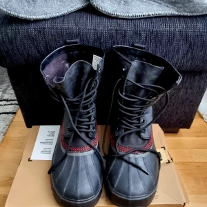 Sorel vinterkängor  - Varma vattentäta Vinterkängor endast använda 2 gånger 