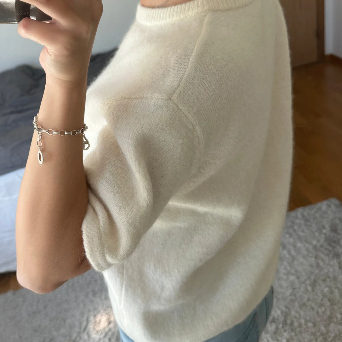 Vit stickad kortärmad tröja - 2