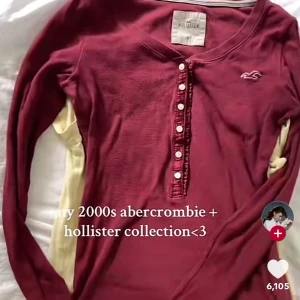 !SÖKER! - söker sånna här toppar eller liknande. det spelar ingen roll vilken färg plagget är. kontakta mig om du säljer ganska billigt. helst inte för dyrt🤗🤗 (storlek XXS - M)