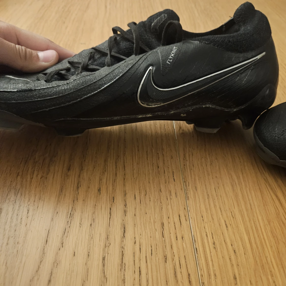 Svarta Nike fotbollsskor Flyknit - 3