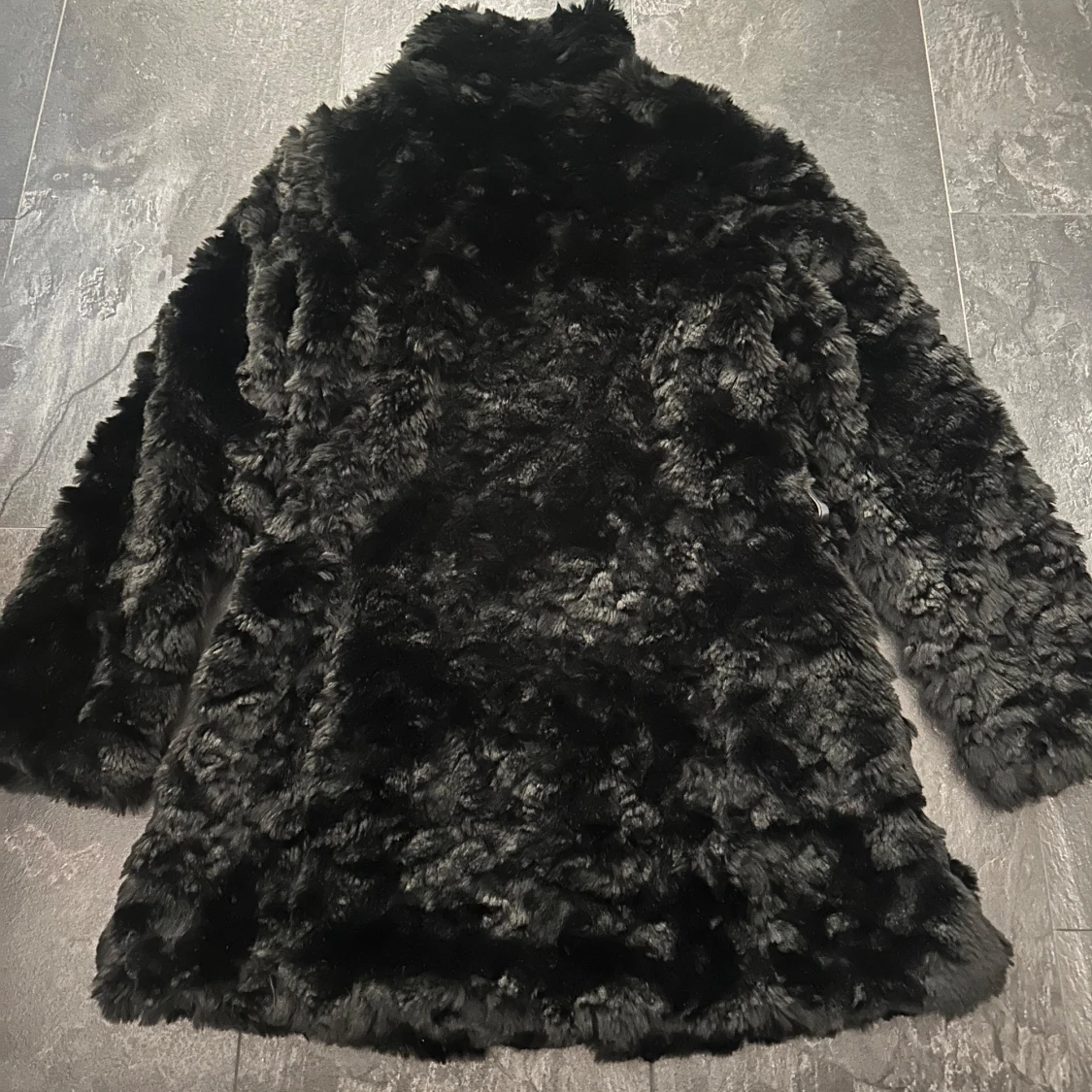 Svart pälsjacka från Softy, stl S - 1