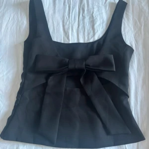 Zara topp - Sååå snygg populär Zara top i storlek S, super skick💓💓