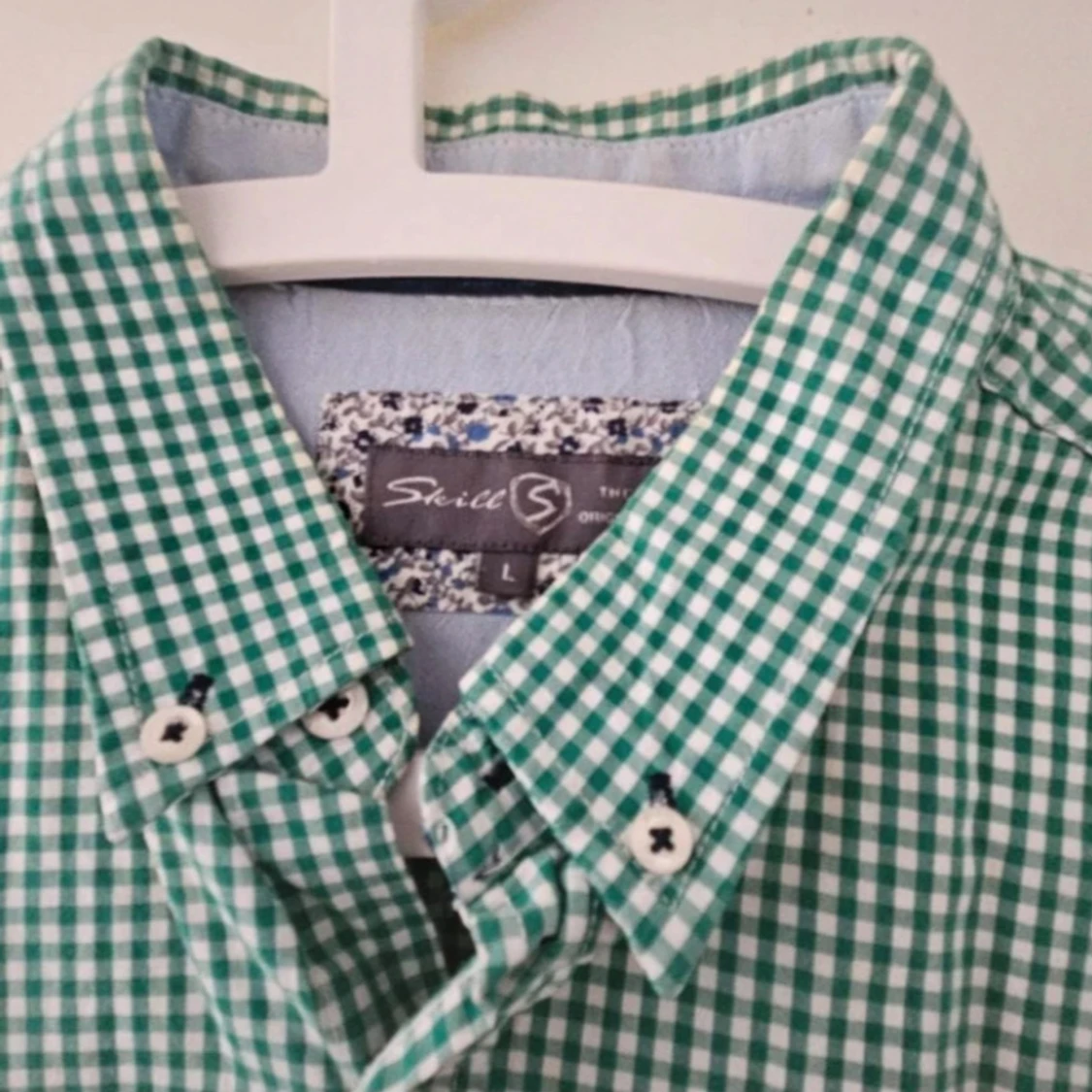Grönvit rutig skjorta från Skill - 2