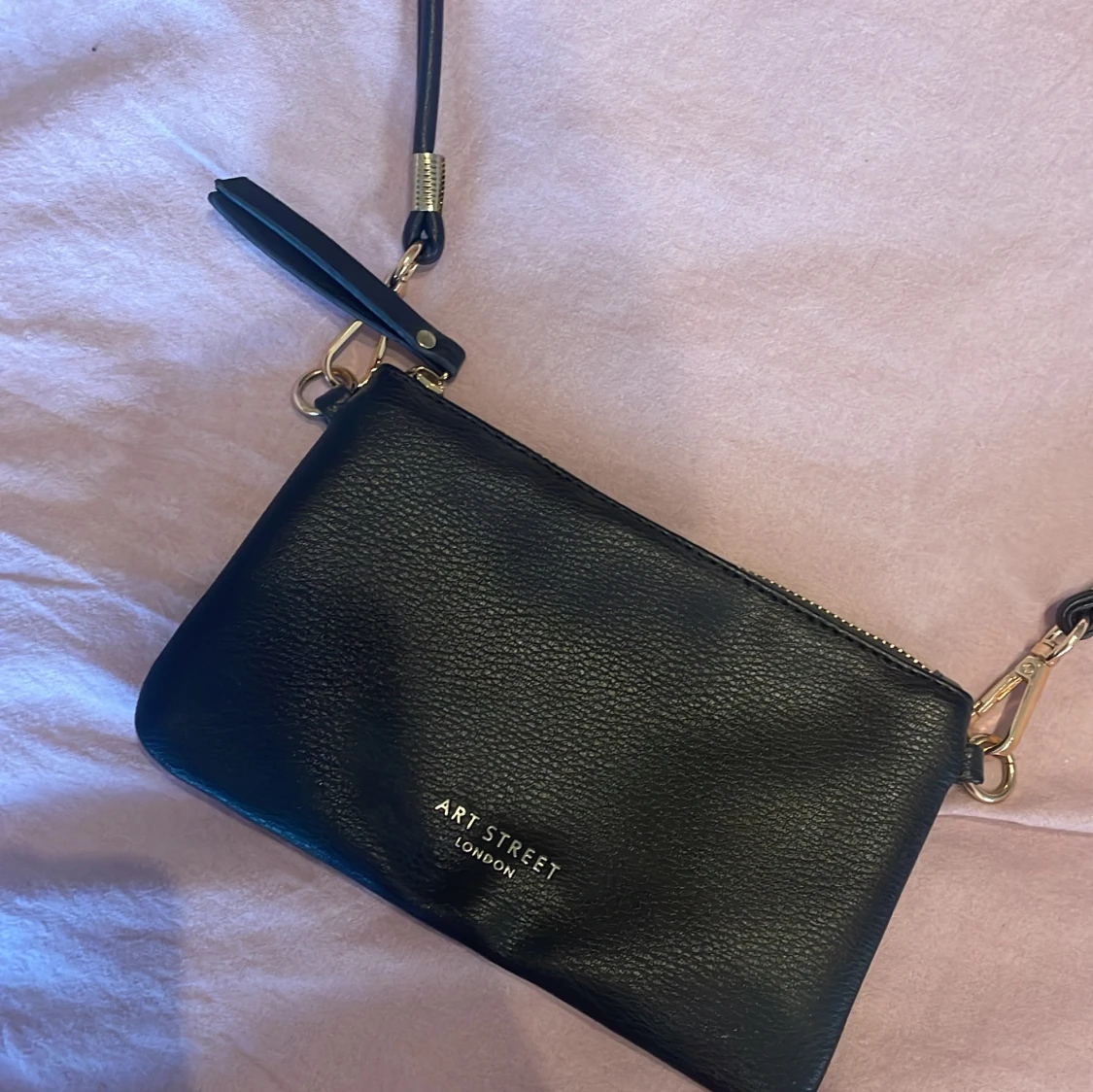 Svart axelväska - 2