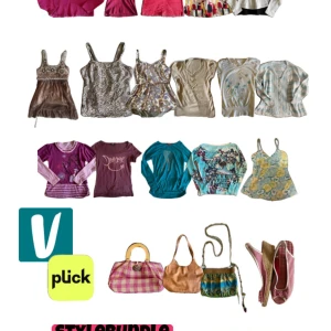 stylebundle - jätte söt style bundle. de går att köpa färre plagg för mindre prissumma!😋 du får med 8 plagg (toppar/t-shirts/tröjor)👕1-2 par väskor 💼 och kanske ett par klackskor som på bilden 👠 du får mycket för priset och kanske nån liten extra sak på köpet🥰 inget kan tyvärr återlämnas så vida de int är trasigt vilket de int är!❣️