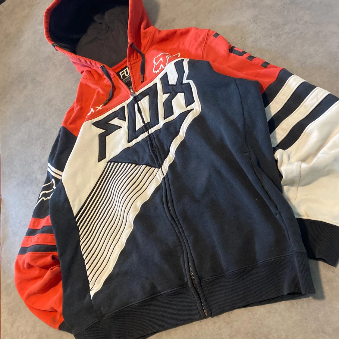 Vintage baggy Fox Racing hoodie 2000-tal