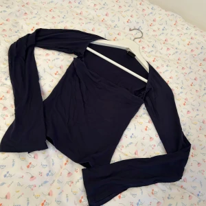 Gina Tricot topp - Oanvänd soft touch topp i bandeau-modell💕 True to size!
