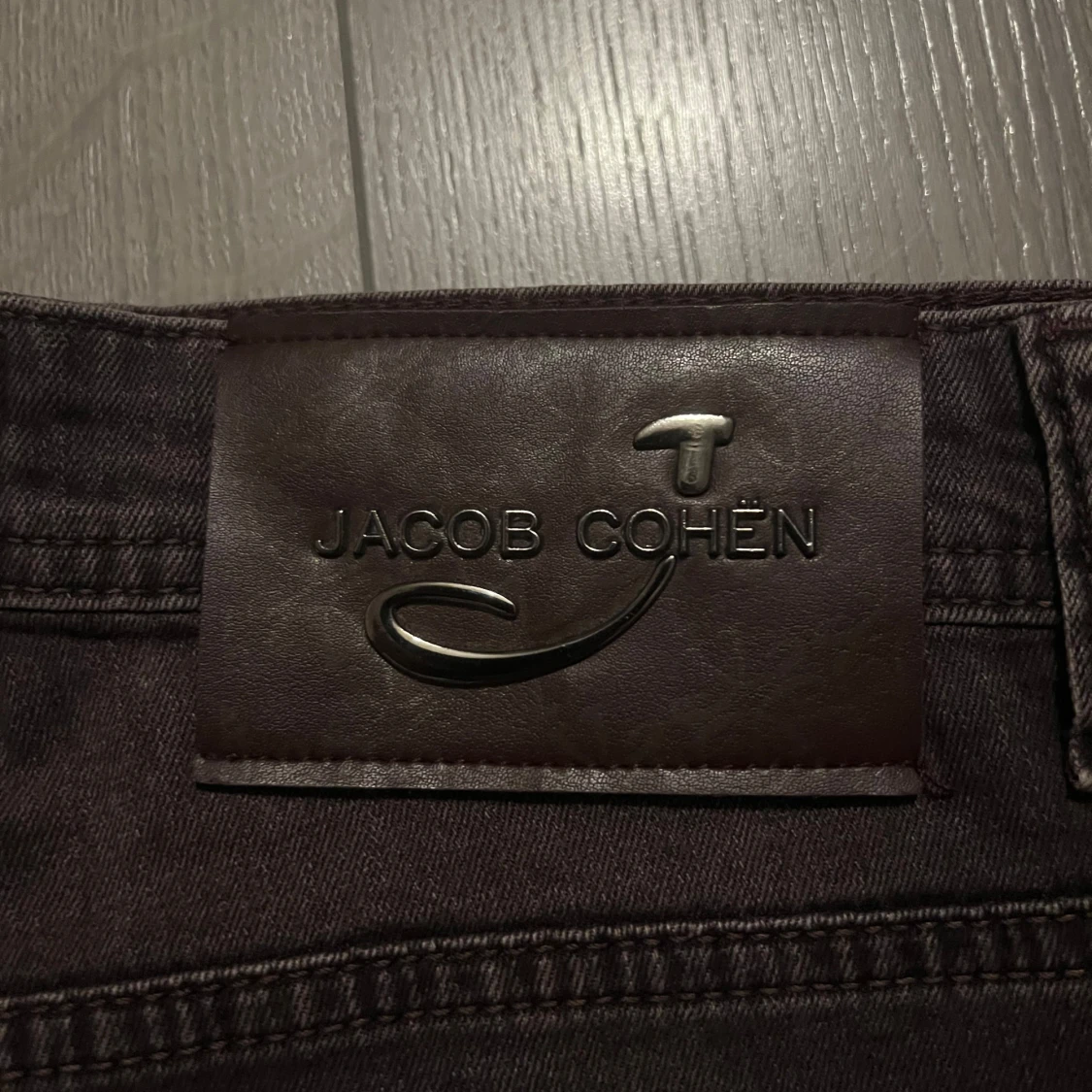 Vinröda jeans från Jacob Cohën - 3