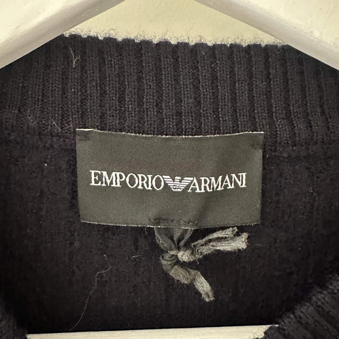 Svart stickad tröja från Emporio Armani - 2