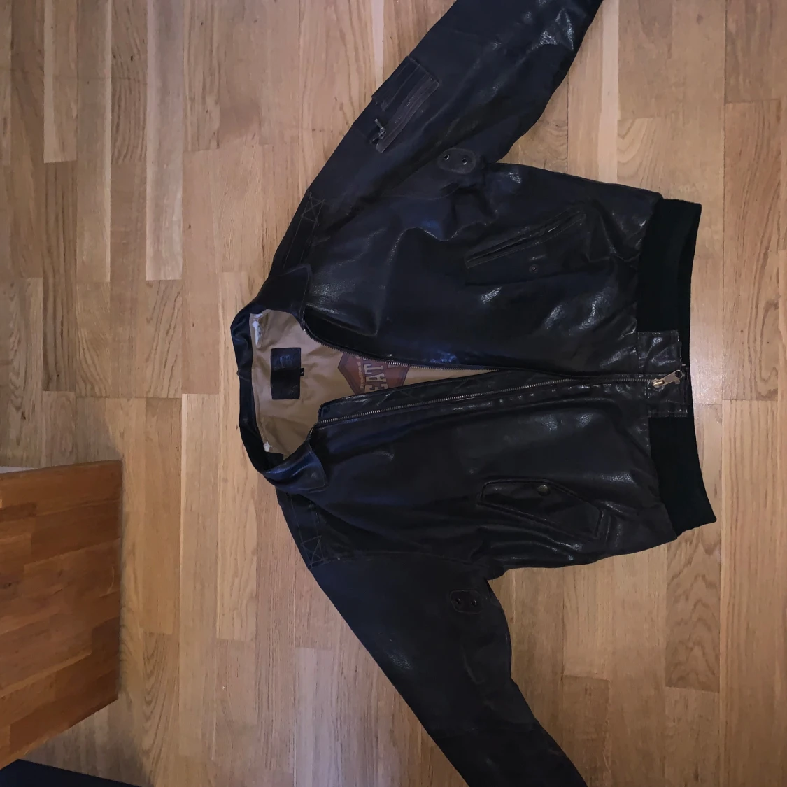 Svart skinnjacka - 1