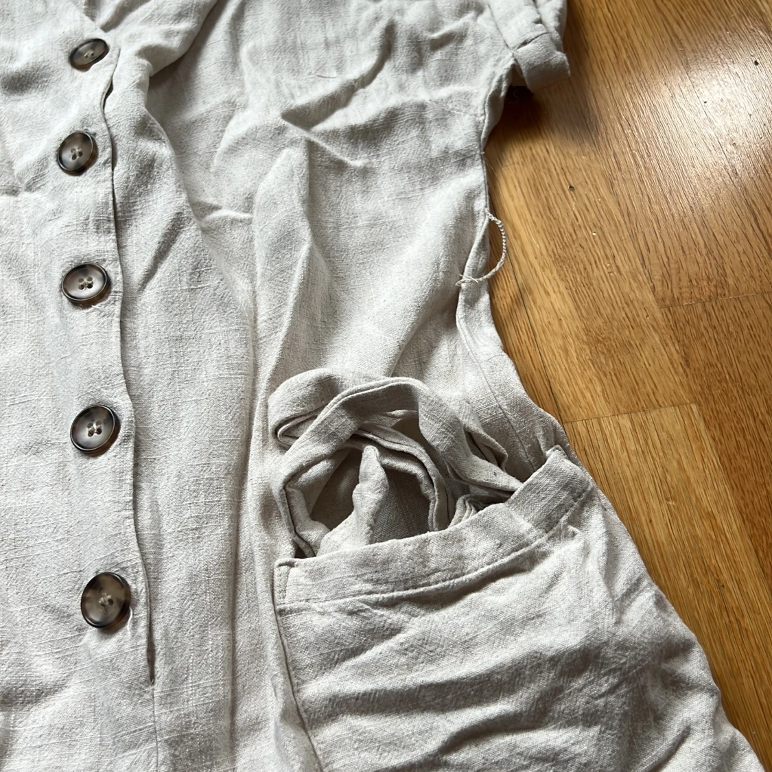 Beige linnen jumpsuit från H&M - 3