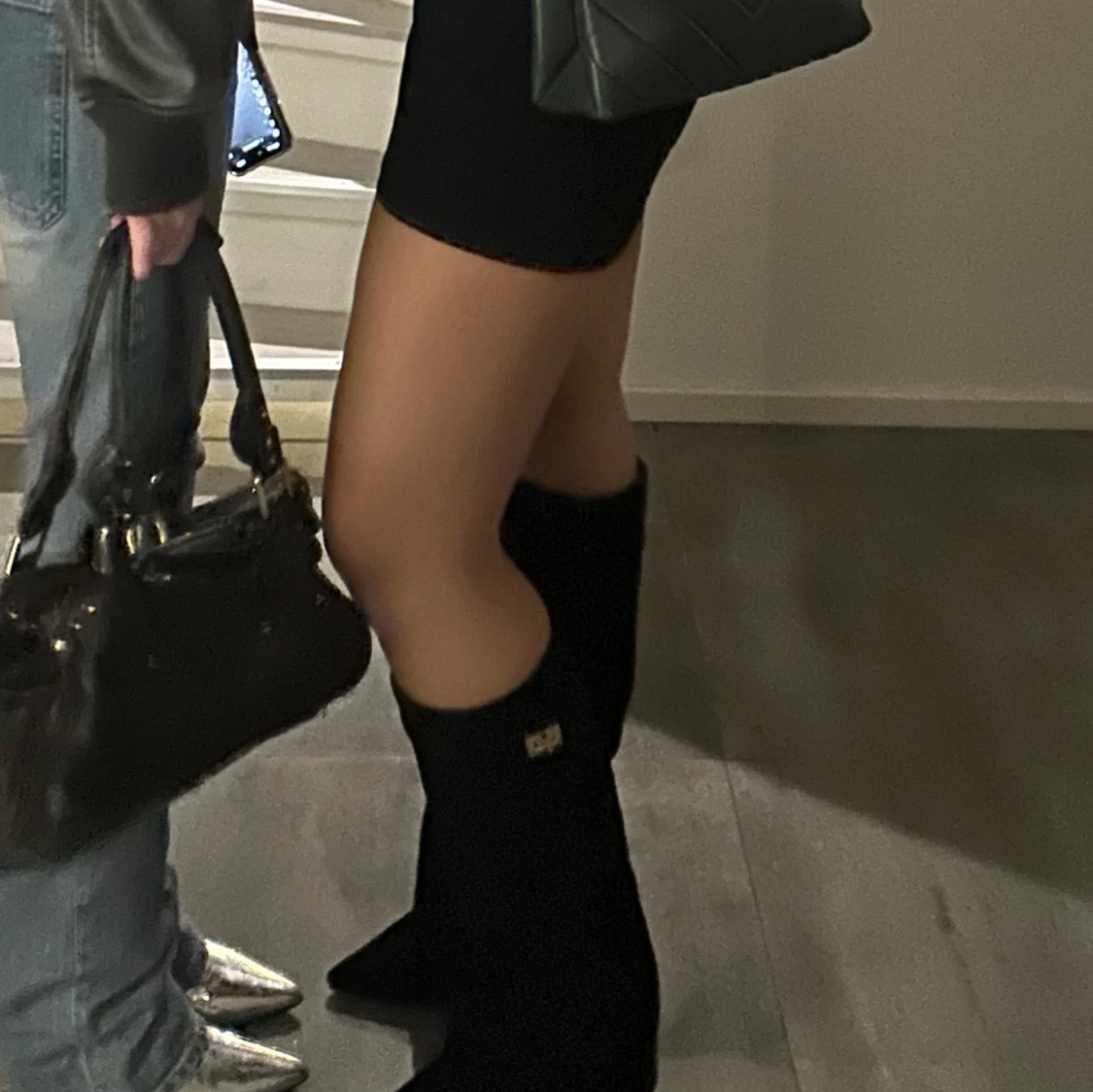 Svarta folded boots i mocka från Luluia, enbart använt en gång pga jag köpte fel storlek!! Super fina och bra kvalite❤️ - 2