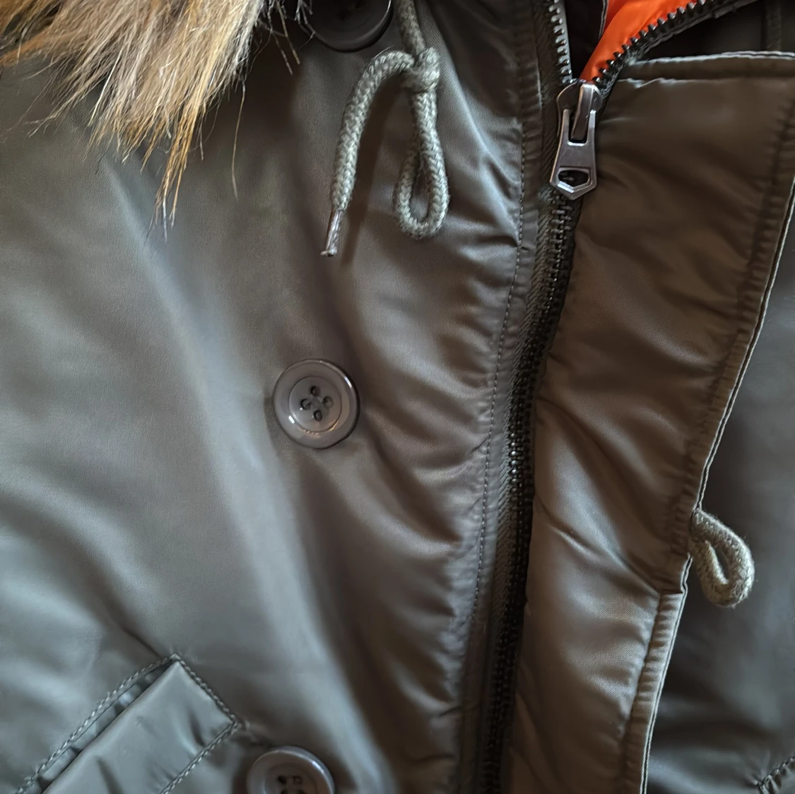 Grön bomberjacka från Crocker - 3