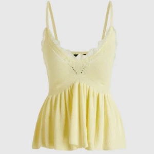 Topp - Söt gul topp från zara💛🌼perfekt till sommaren, passar S