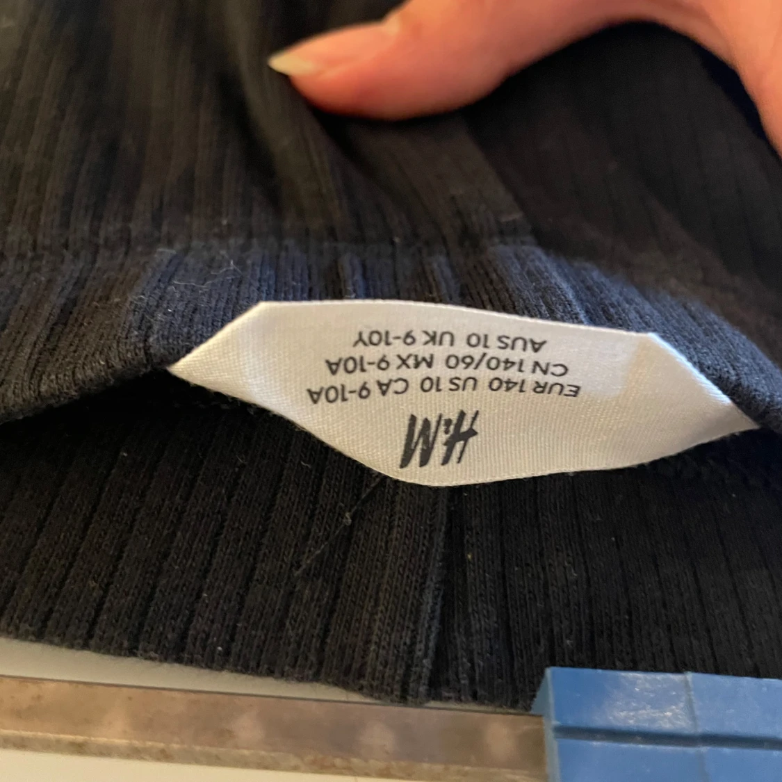 Svarta ribbade byxor från H&M - 2