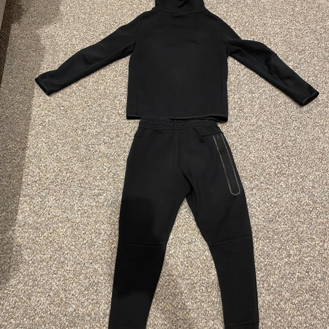 Nike Tech Fleece Set – Svart  - 1