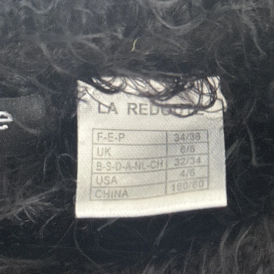 Svart fluffig tröja från Redoute - 2