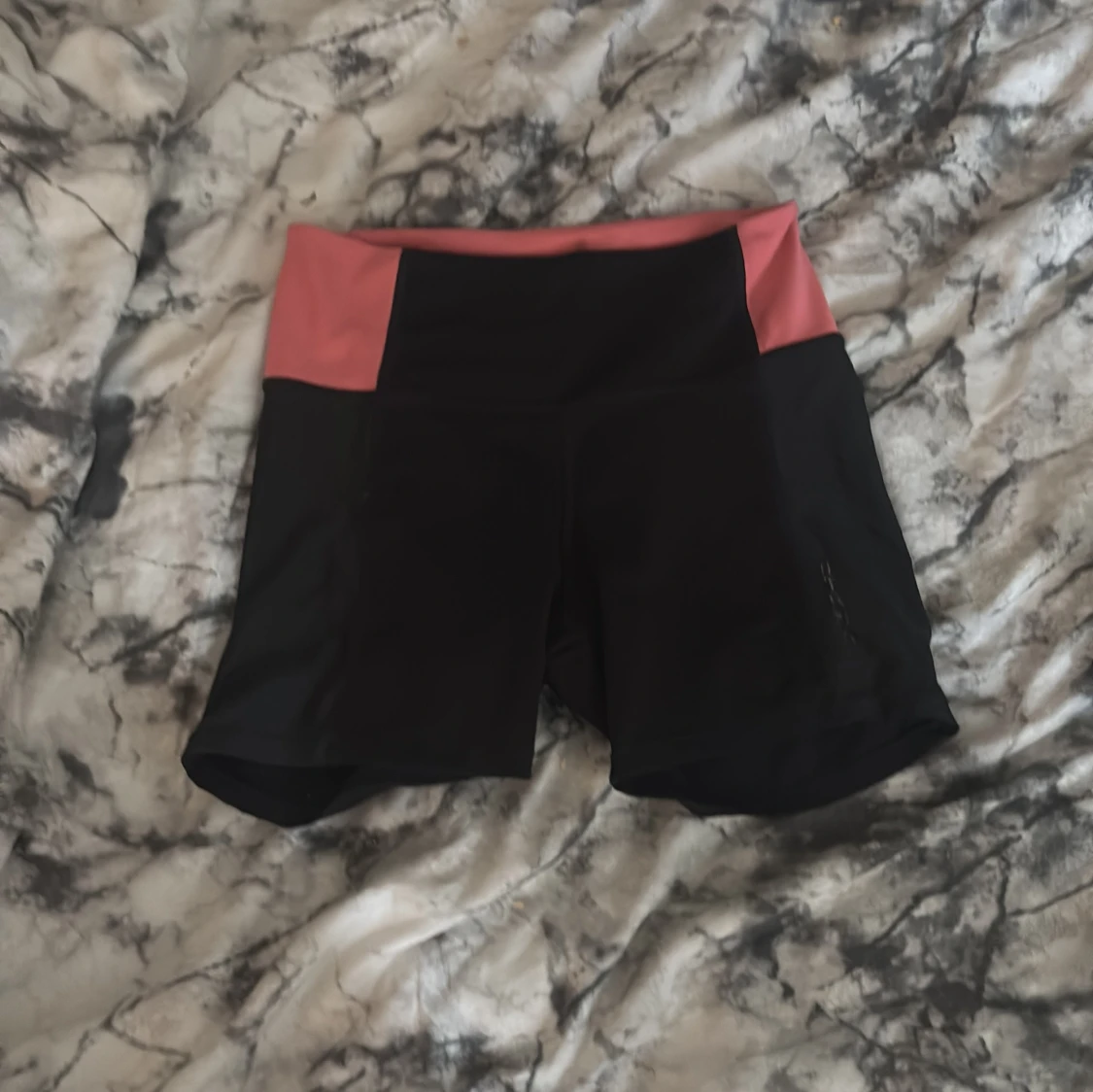 Svarta träningsshorts H&M Sport