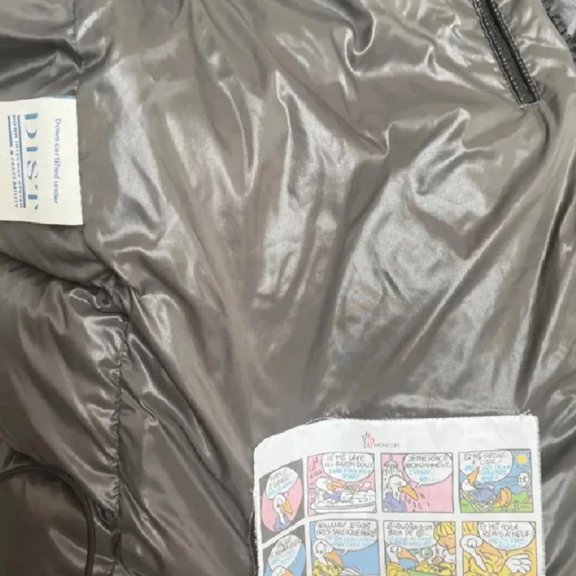 Svart dunväst från Moncler - 1