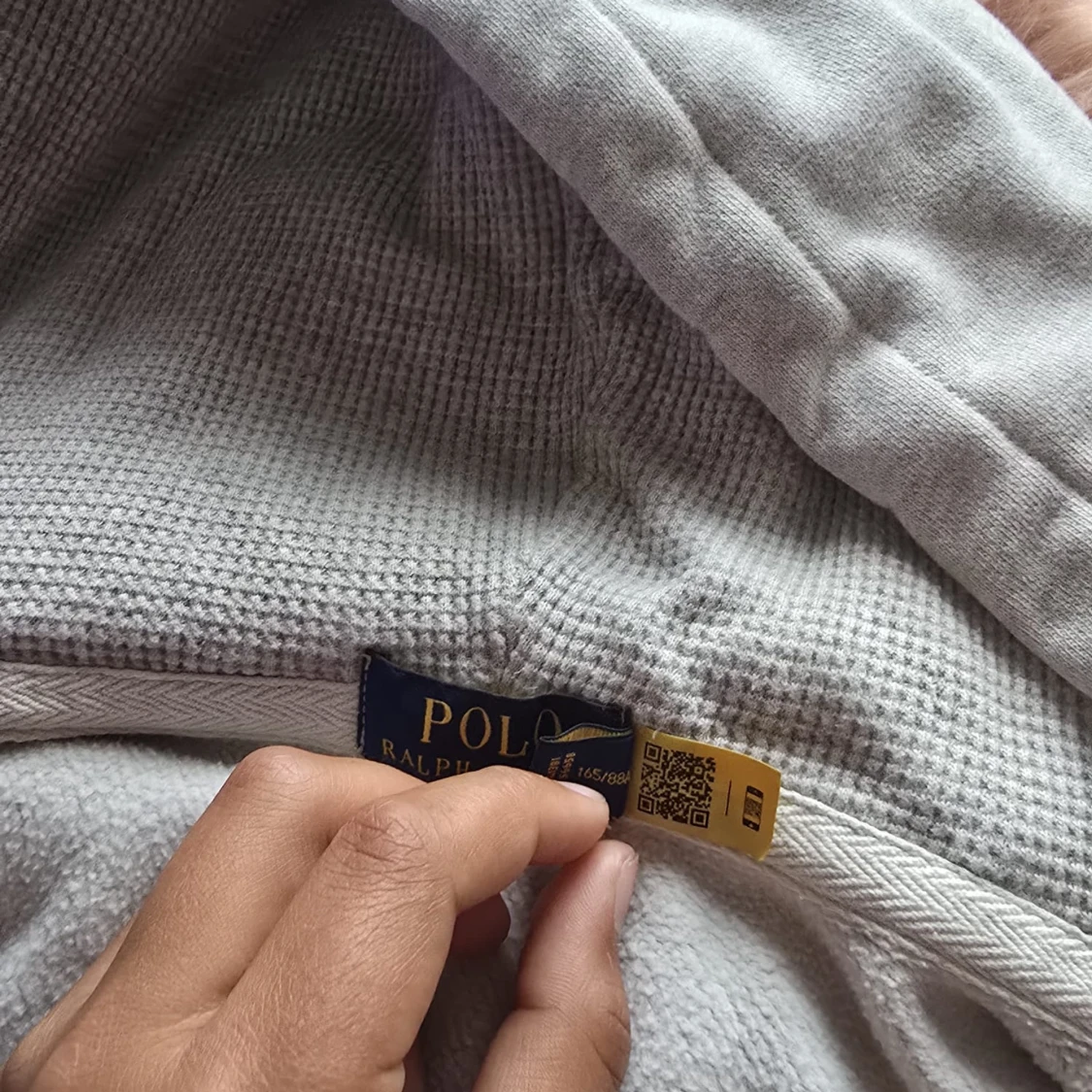 Grå hoodie från Polo Ralph Lauren - 2