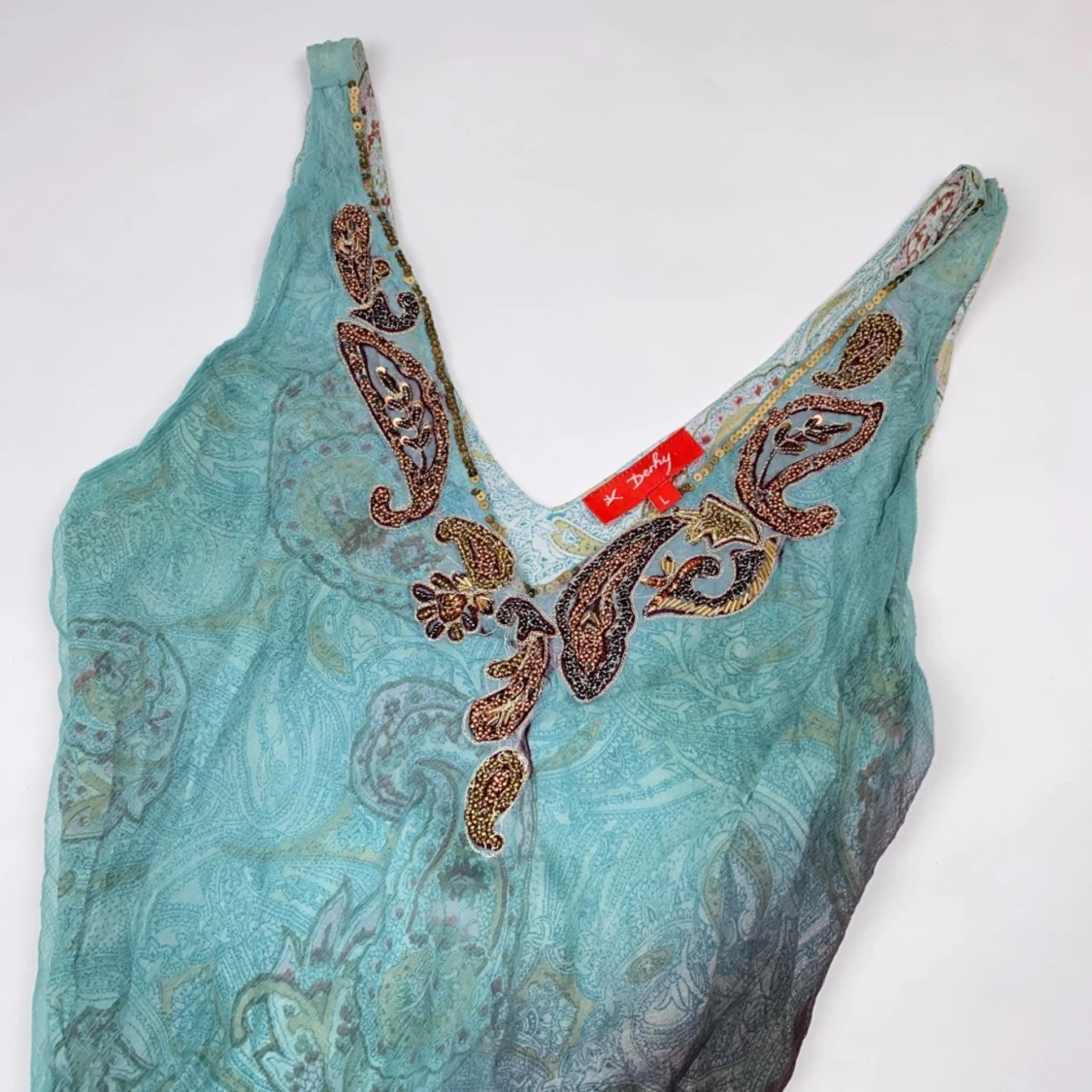 Flowy långklänning med paisleymönster - 92