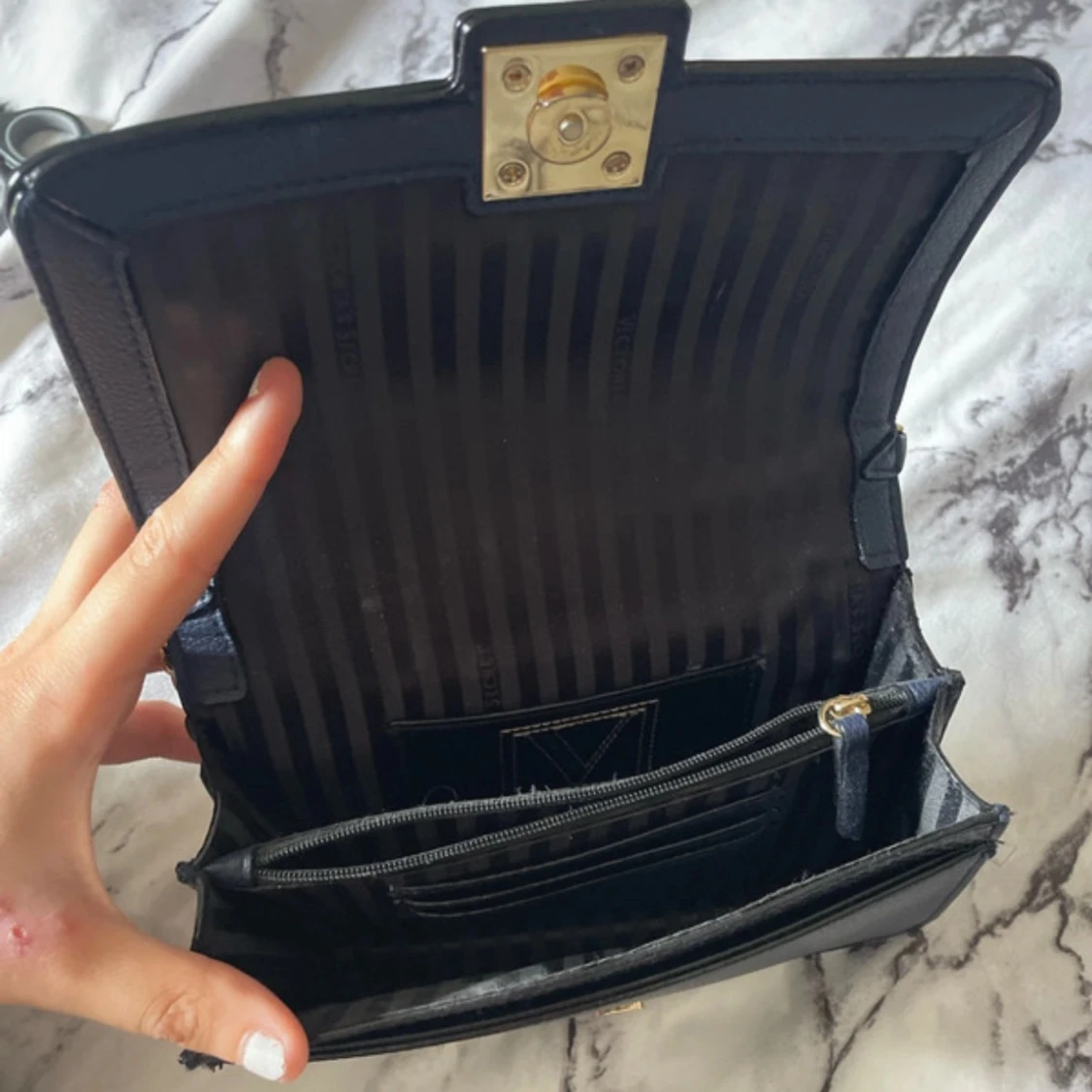  Victoria's Secret - 1