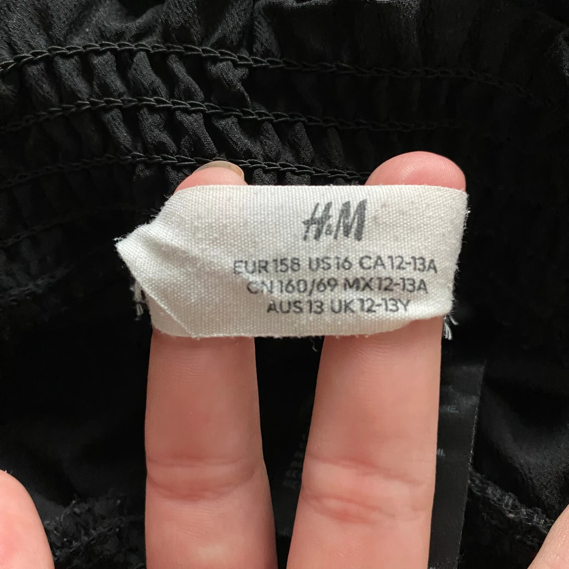 Svarta wide byxor från H&M - 2