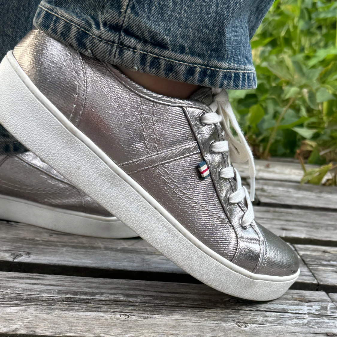 Silvriga sneakers - 2