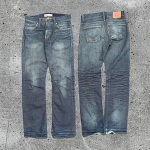 Levis 506  - beautiful wash, distressed levis jeans. W32L34 levis 506 standard. kontakta för mer info, bilder. NVR archive.