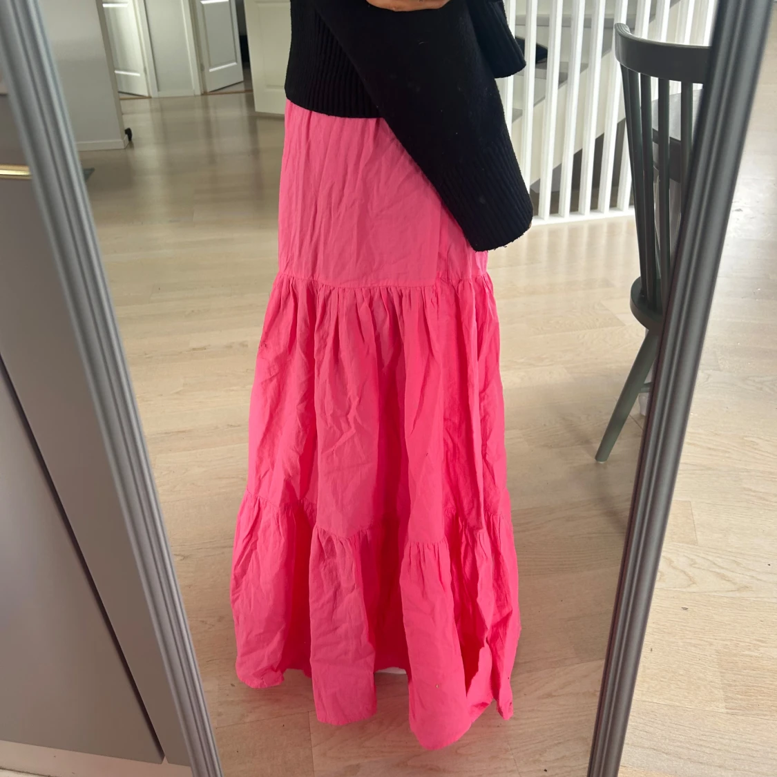 Rosa volangkjol i lång modell - 1