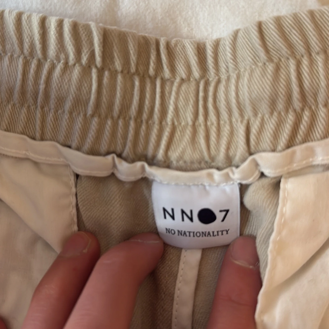 Beige shorts från NN07 med snörning - 2