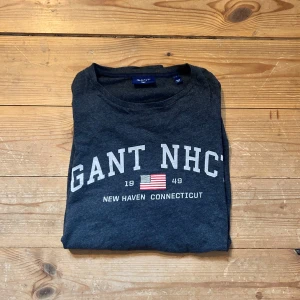 Gant tröja  - Riktig Fet Gant tröja i 9/10 skick 🔥jag är 178 och den sitter bra på mig, kom dm vid frågor 🤩