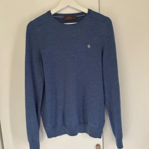 Morris crew neck  - Sjukt snygg Morris crew neck helt perfekt till sommaren. 