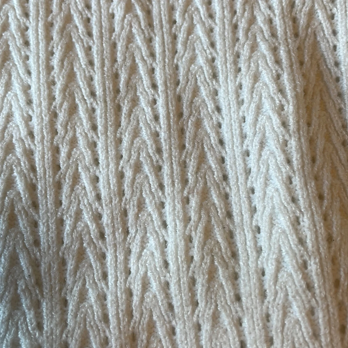 Vit stickad tröja från Pull&Bear! - 2