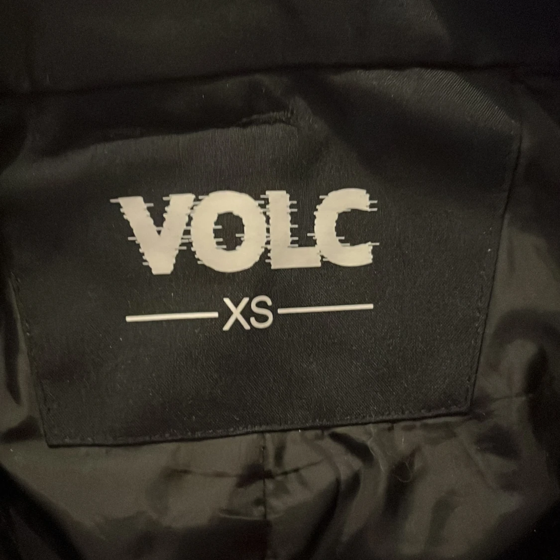 Svarta täckbyxor från VOLC - 2